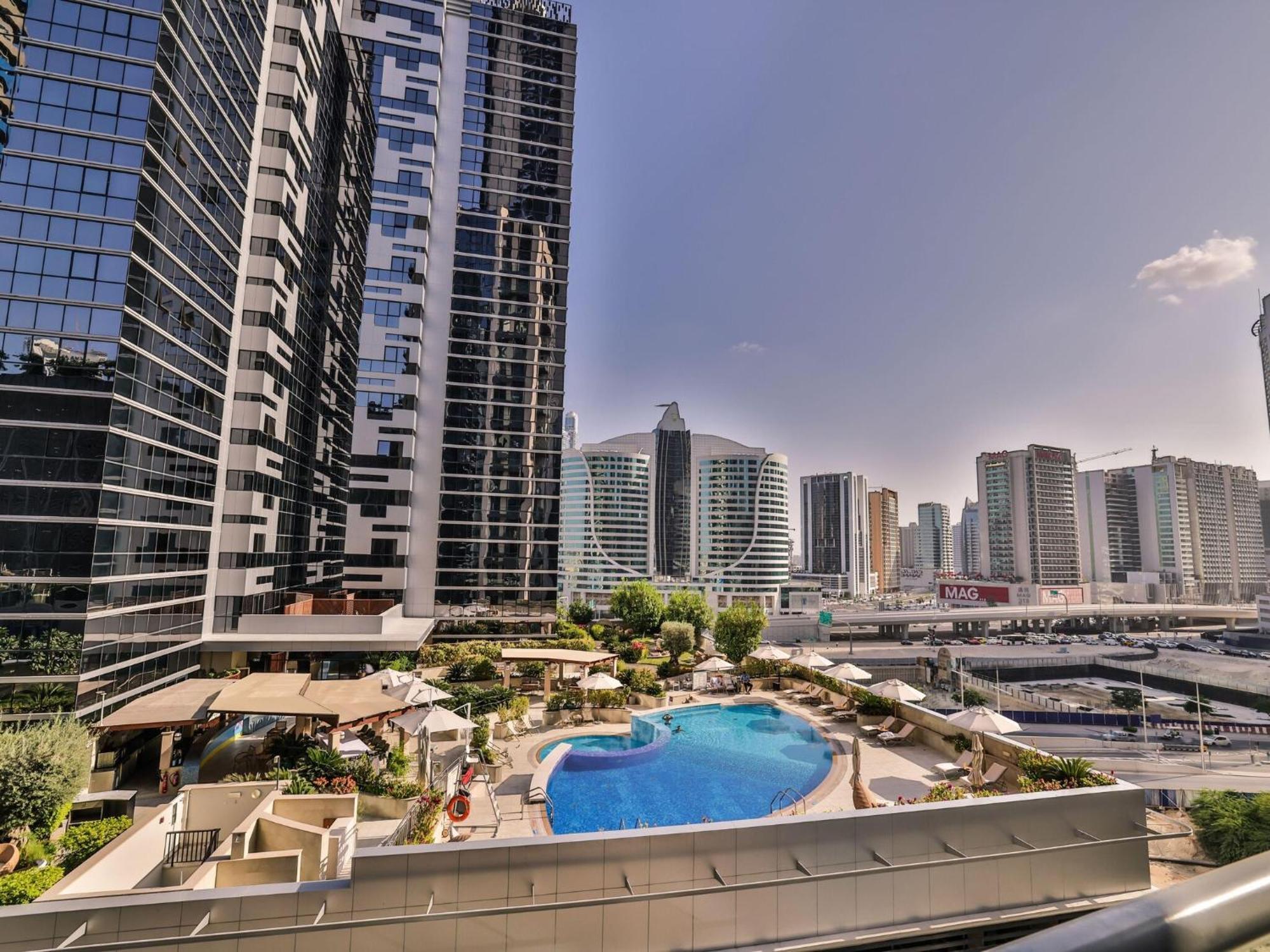 Luxe Apartments Near Dubai Mall Burj Khalifa Pool Gym Parking Luaran gambar
