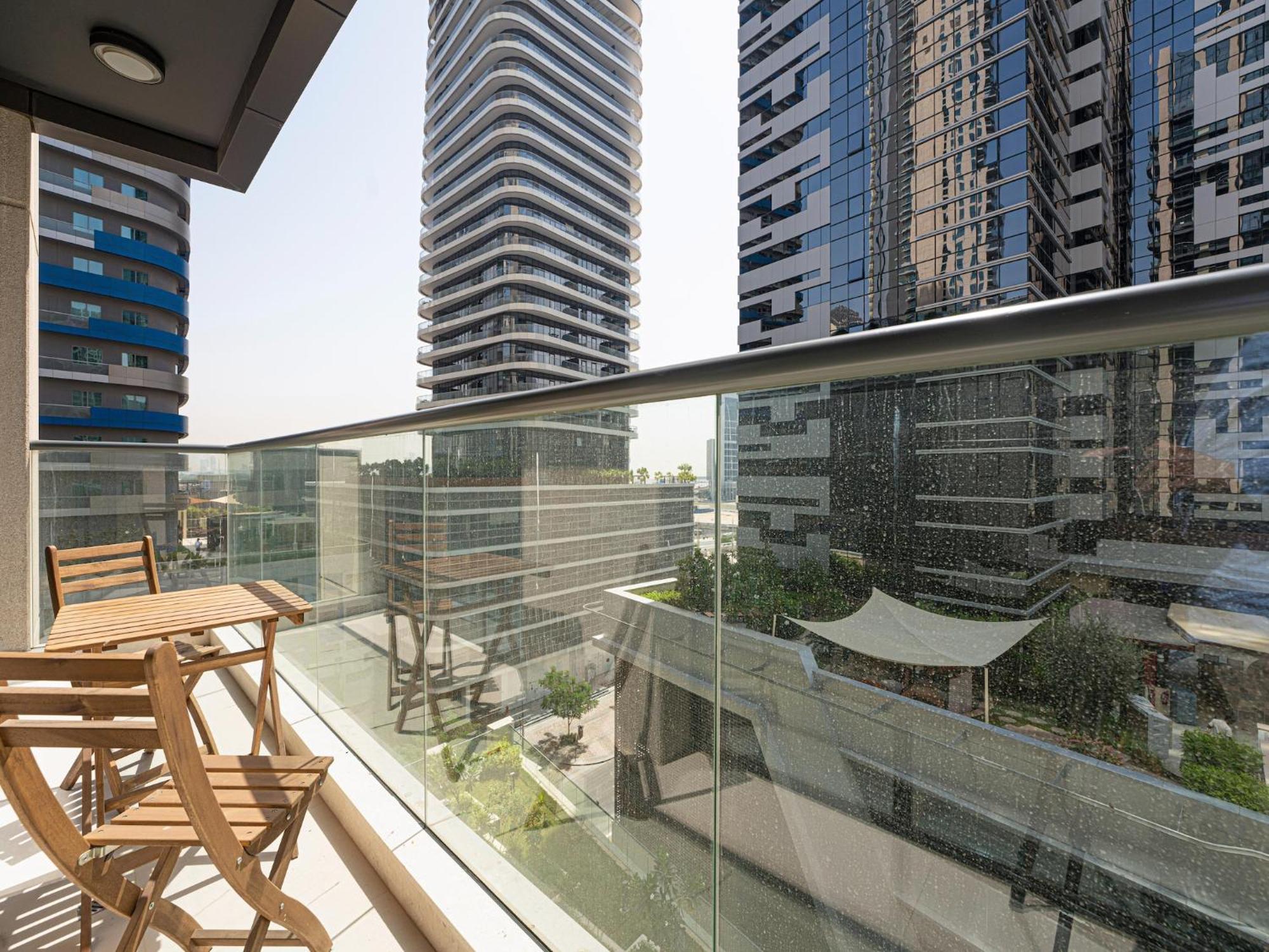 Luxe Apartments Near Dubai Mall Burj Khalifa Pool Gym Parking Luaran gambar